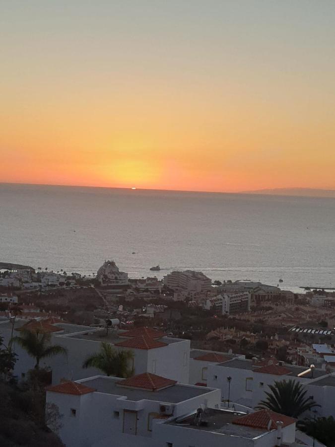 אדחה 2 Bedroom Apartment With Breathtaking View Of The Sea - Sunset מראה חיצוני תמונה