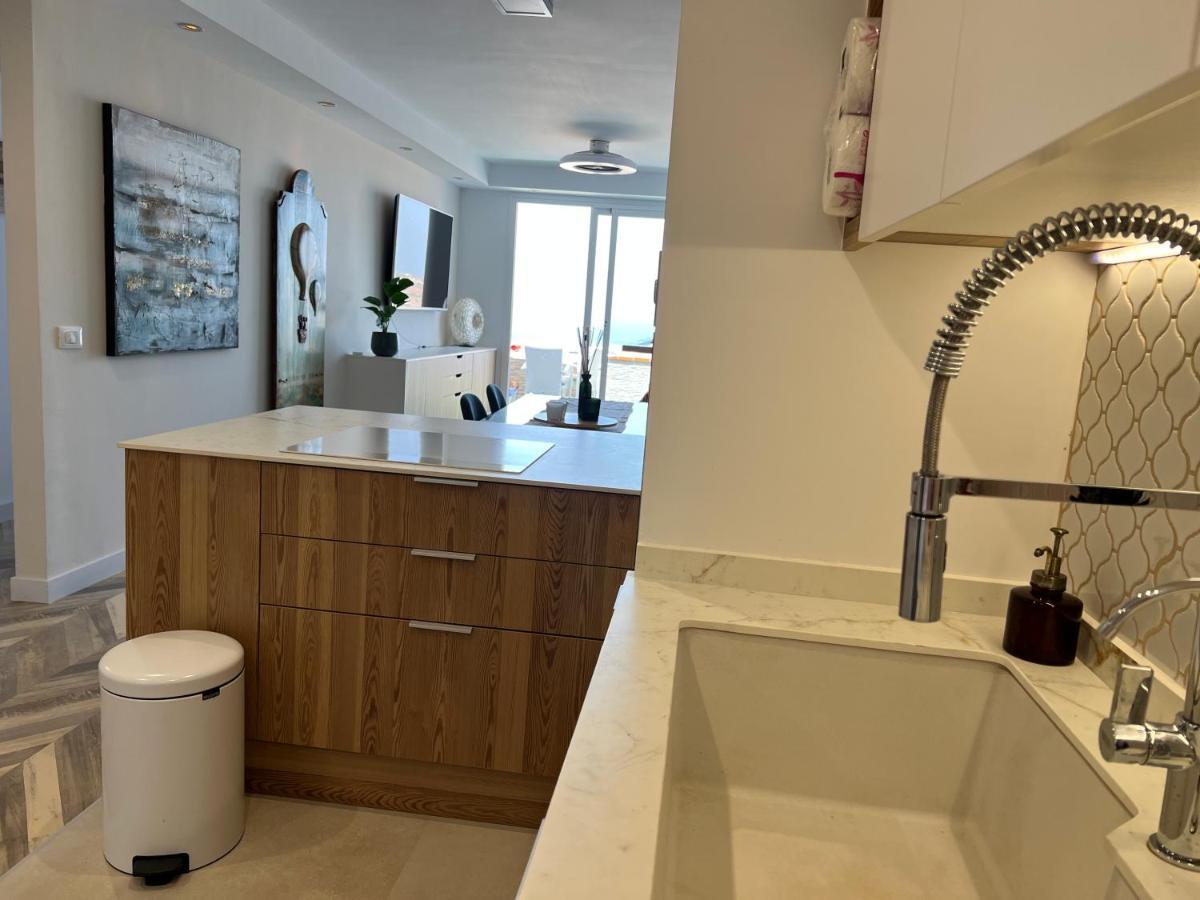 אדחה 2 Bedroom Apartment With Breathtaking View Of The Sea - Sunset מראה חיצוני תמונה